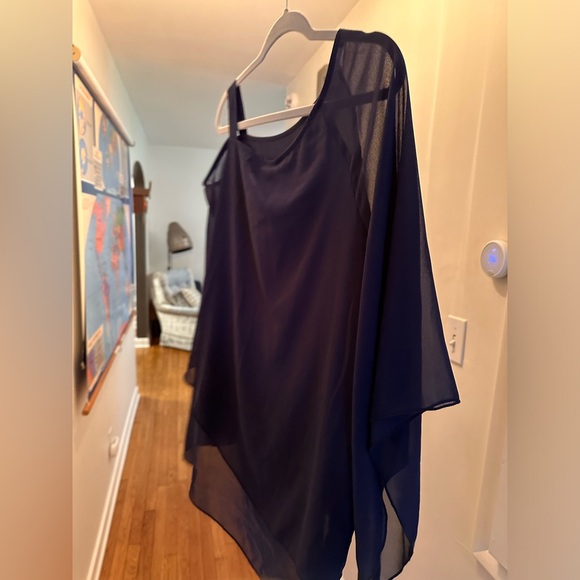 Flowy top - Picture 3 of 4